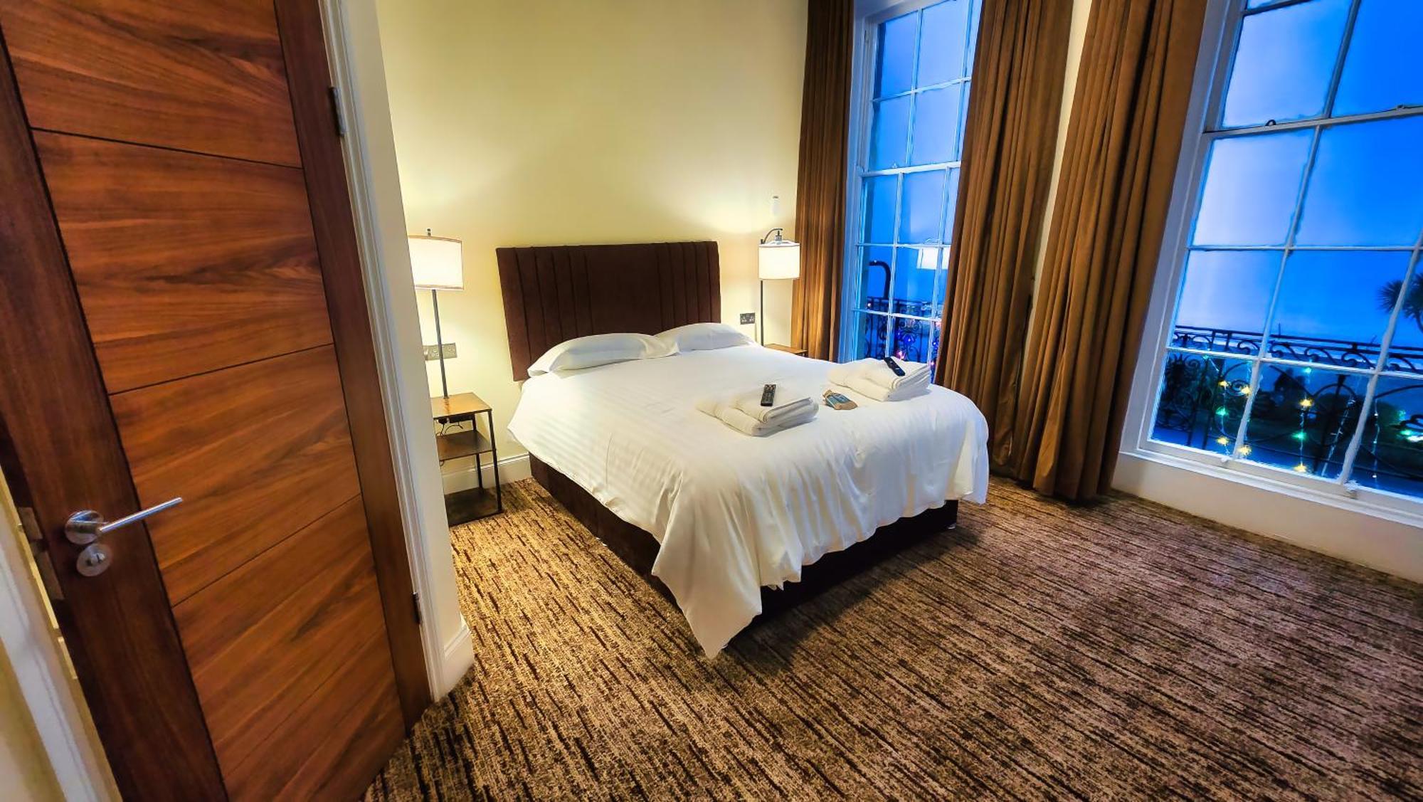 Carlton Hotel Уеймут Екстериор снимка